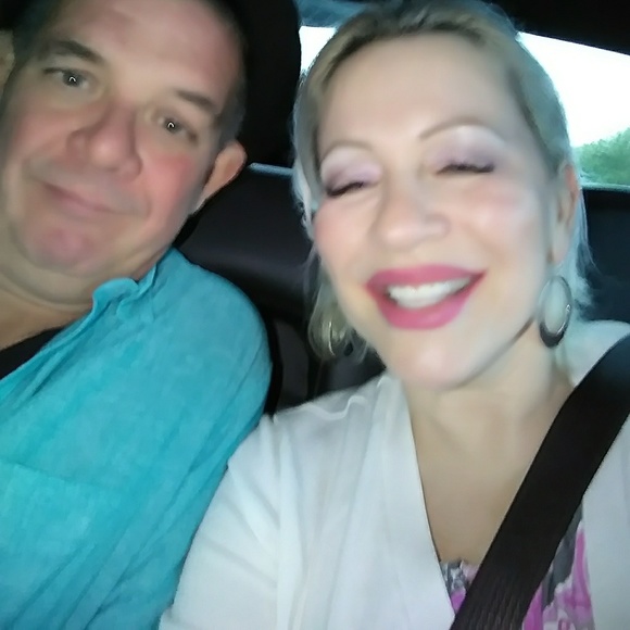 Meet your Posher, Lisa I LOVE TO SHARE!!! - Picture 2 of 2